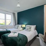 بيت للعطل Quiet House, Prkg-3 Cars, Contractors & Families, Centre 10mins