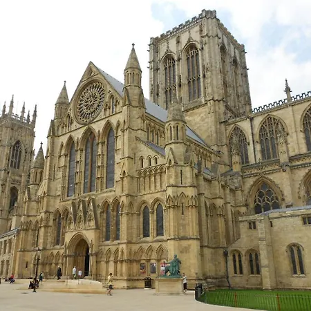 Quiet House, Prkg-3 Cars, Contractors & Families, Centre 10mins بيت للعطل *