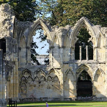 Quiet House, Prkg-3 Cars, Contractors & Families, Centre 10mins يورك