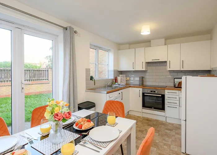 Quiet House, Prkg-3 Cars, Contractors & Families, Centre 10mins Сasa de vacaciones York