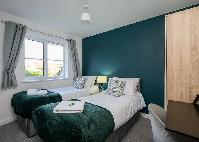 Hébergement de vacances Quiet House, Prkg-3 Cars, Contractors & Families, Centre 10mins